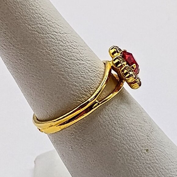 Vintage Womens Gold Plated Red Cubic Zirconia Ring Adjustable Elegant Romantic - Picture 4 of 7